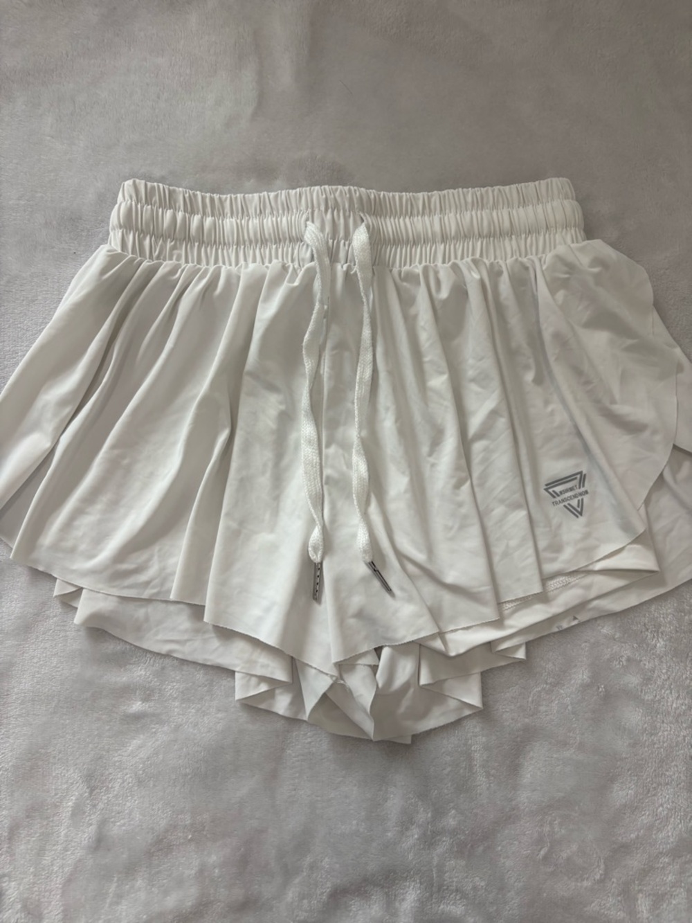 Women’s White Athletic Skort Shorts with Drawstring